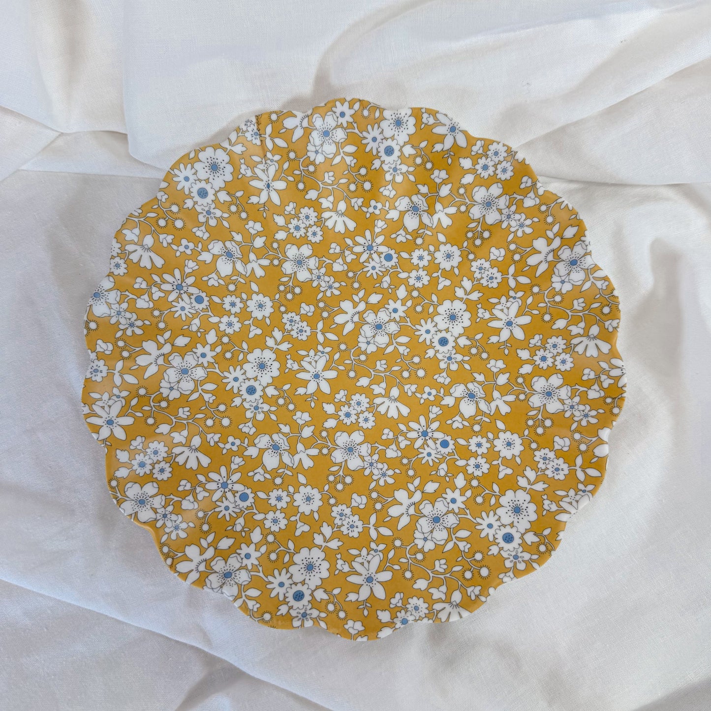 Liberty Reusable Small Plates By Meri Meri