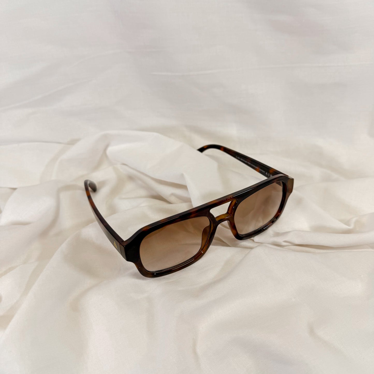 Aire Aquarius Sunglasses
