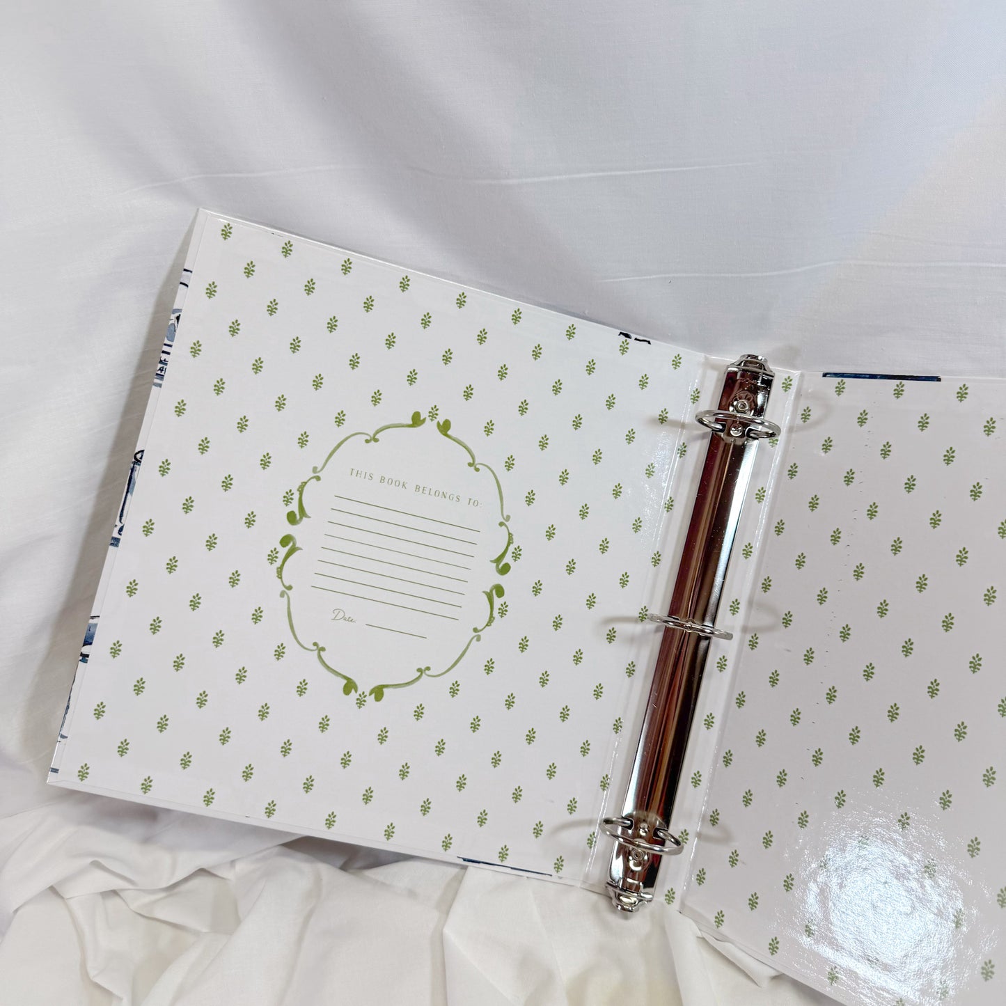 Kitchen Shelves Recipe Binder