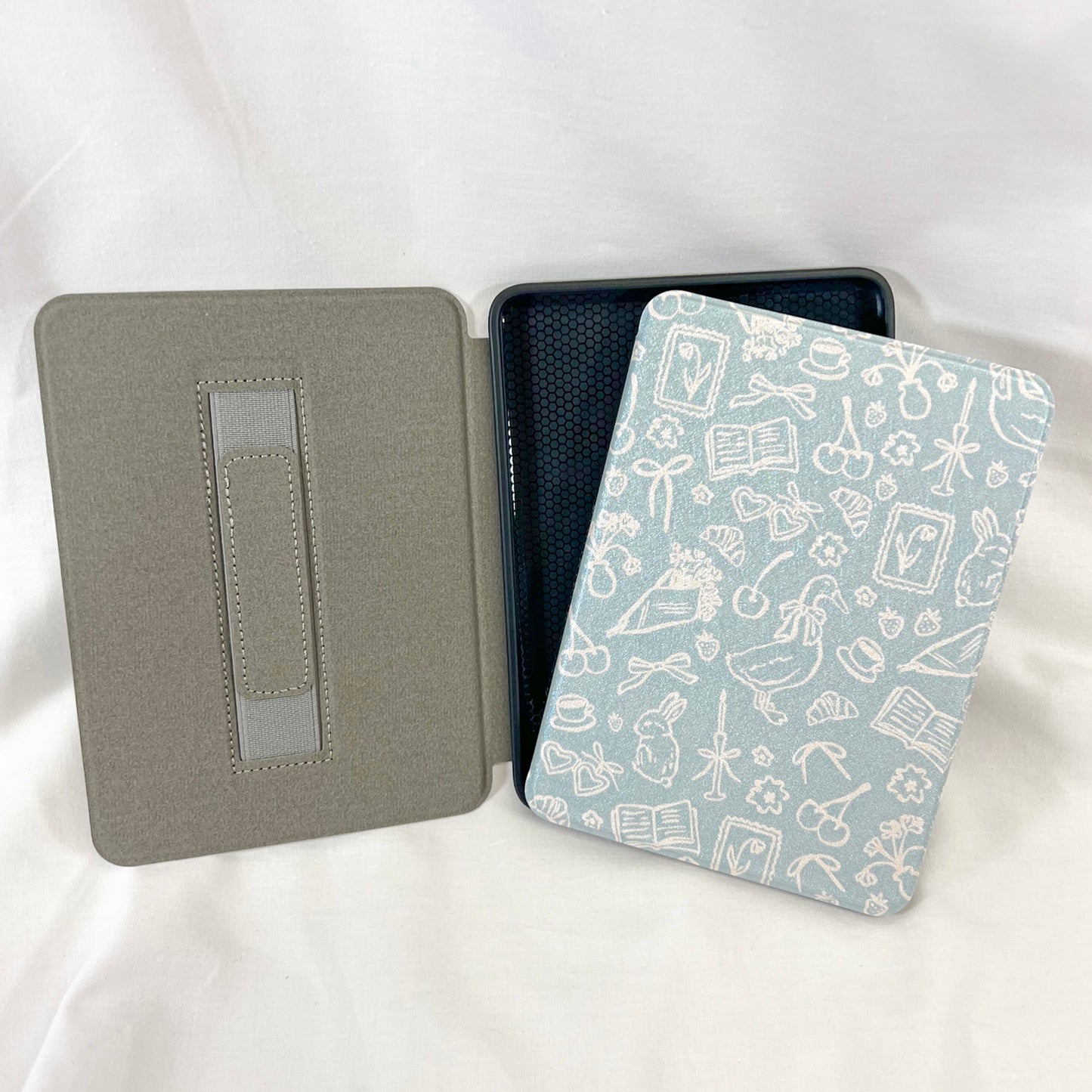 Girly Garden Kindle Case