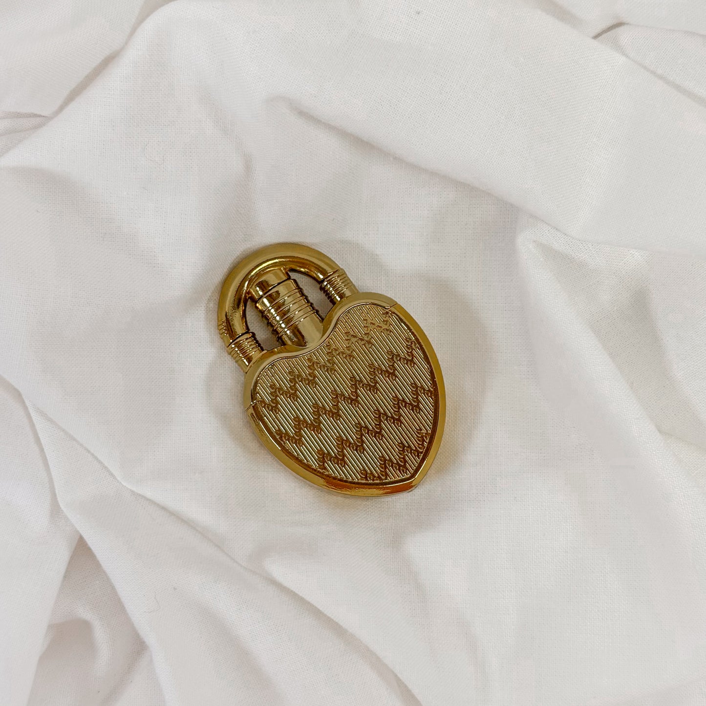 Gold Heart Lock Lighter