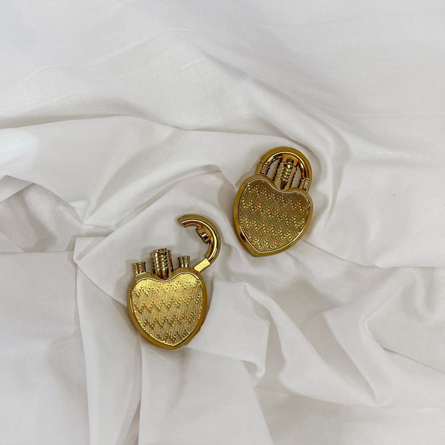 Gold Heart Lock Lighter