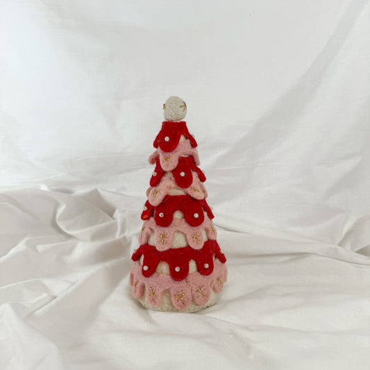 Scalloped Felt Christmas Tree