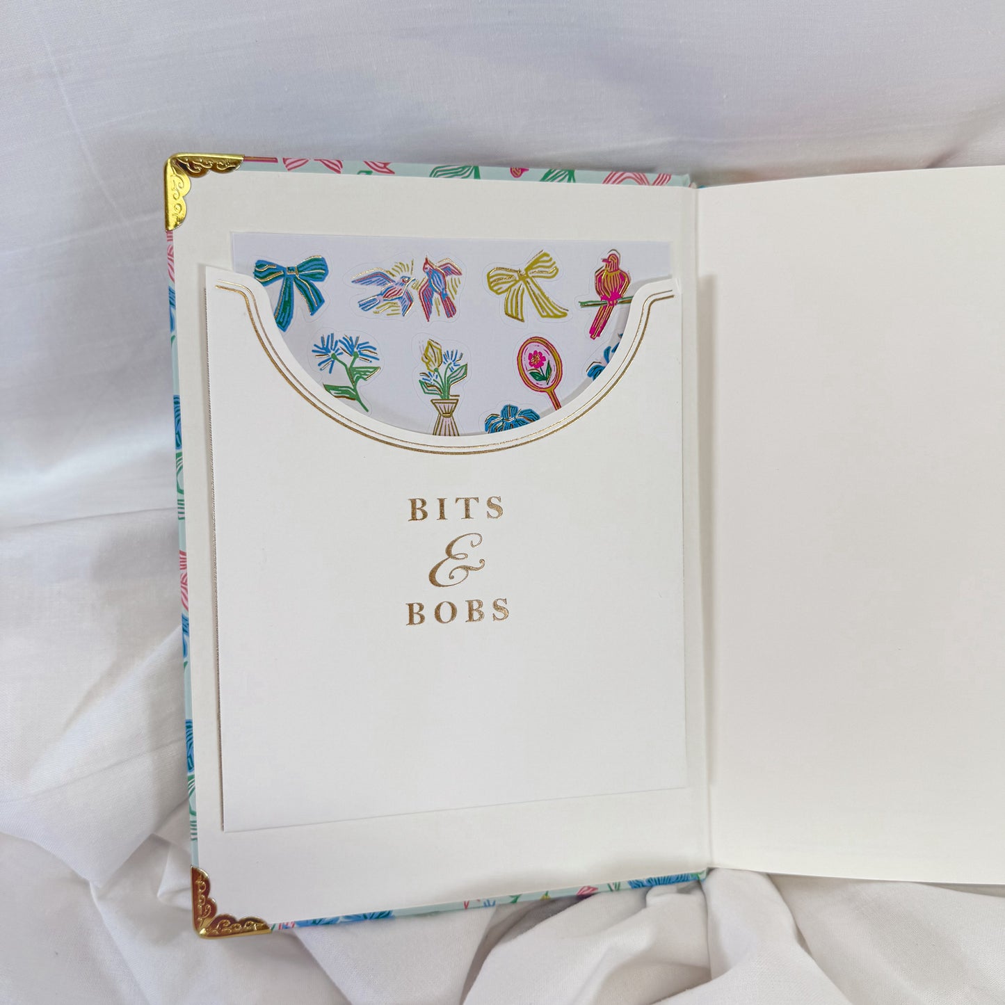 Birds & Bows Weekly Planner 2025/2026