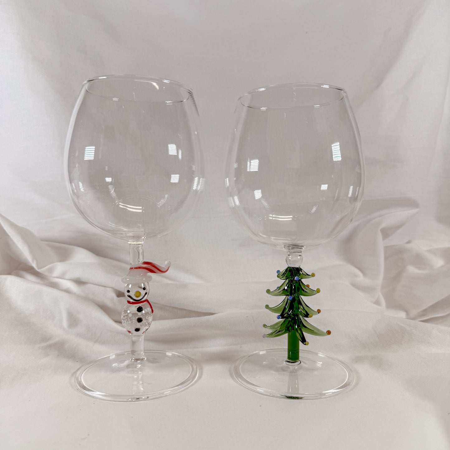 Holiday Icon Wine Glass
