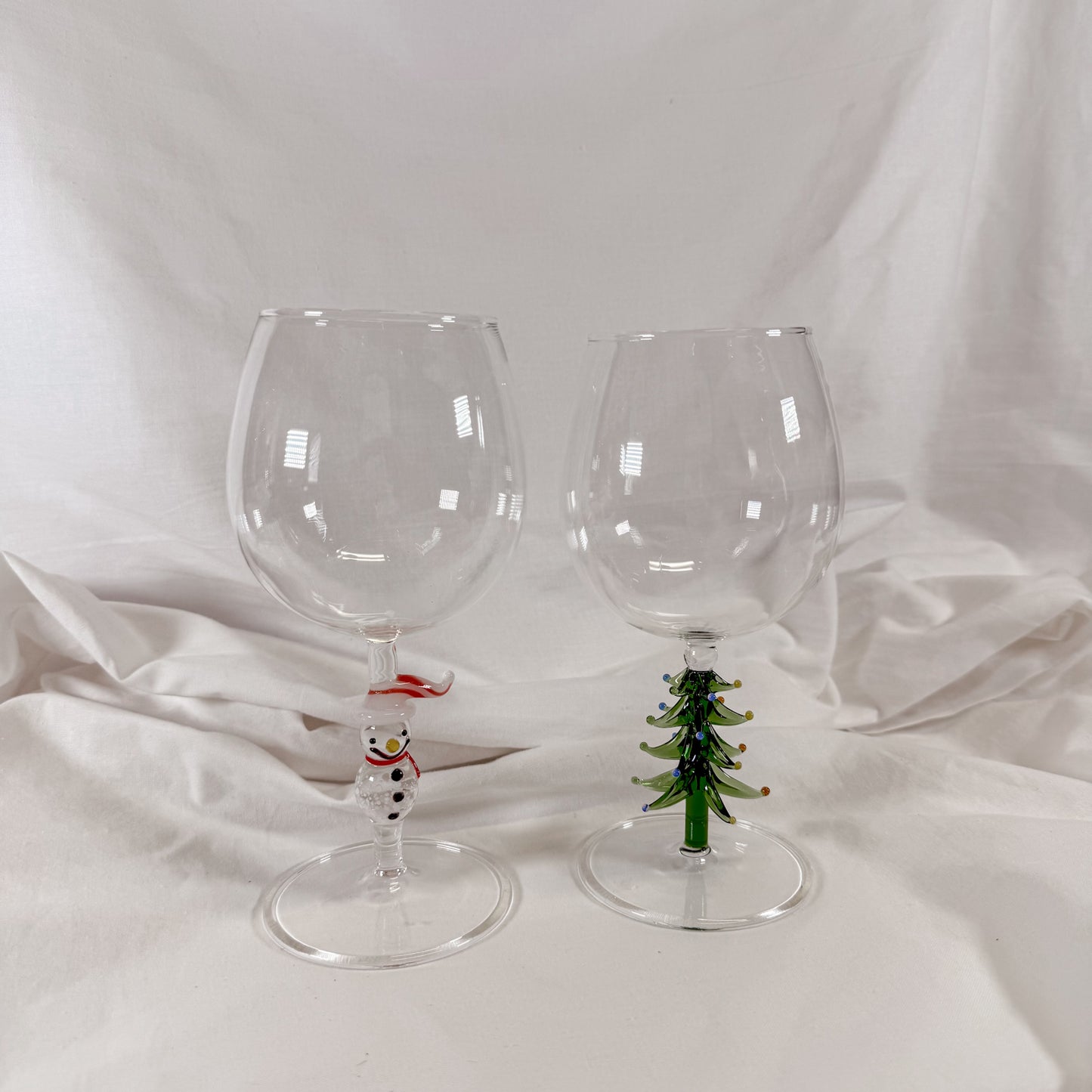 Holiday Icon Wine Glass