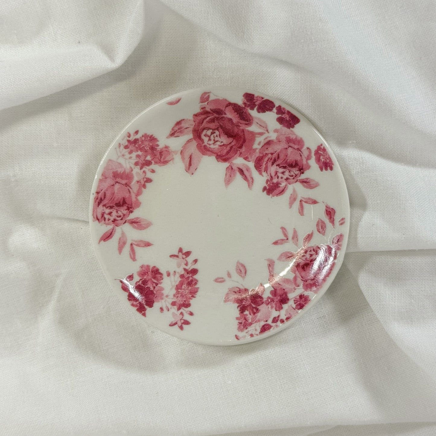 Ceramic Vintage Floral Magnet