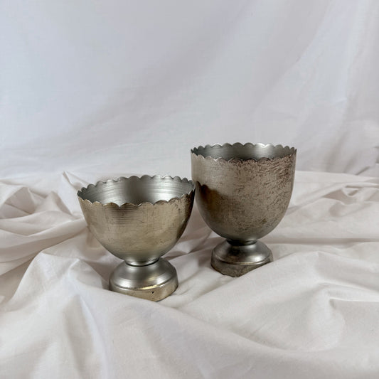 Scalloped Metal Pedestal Bowl
