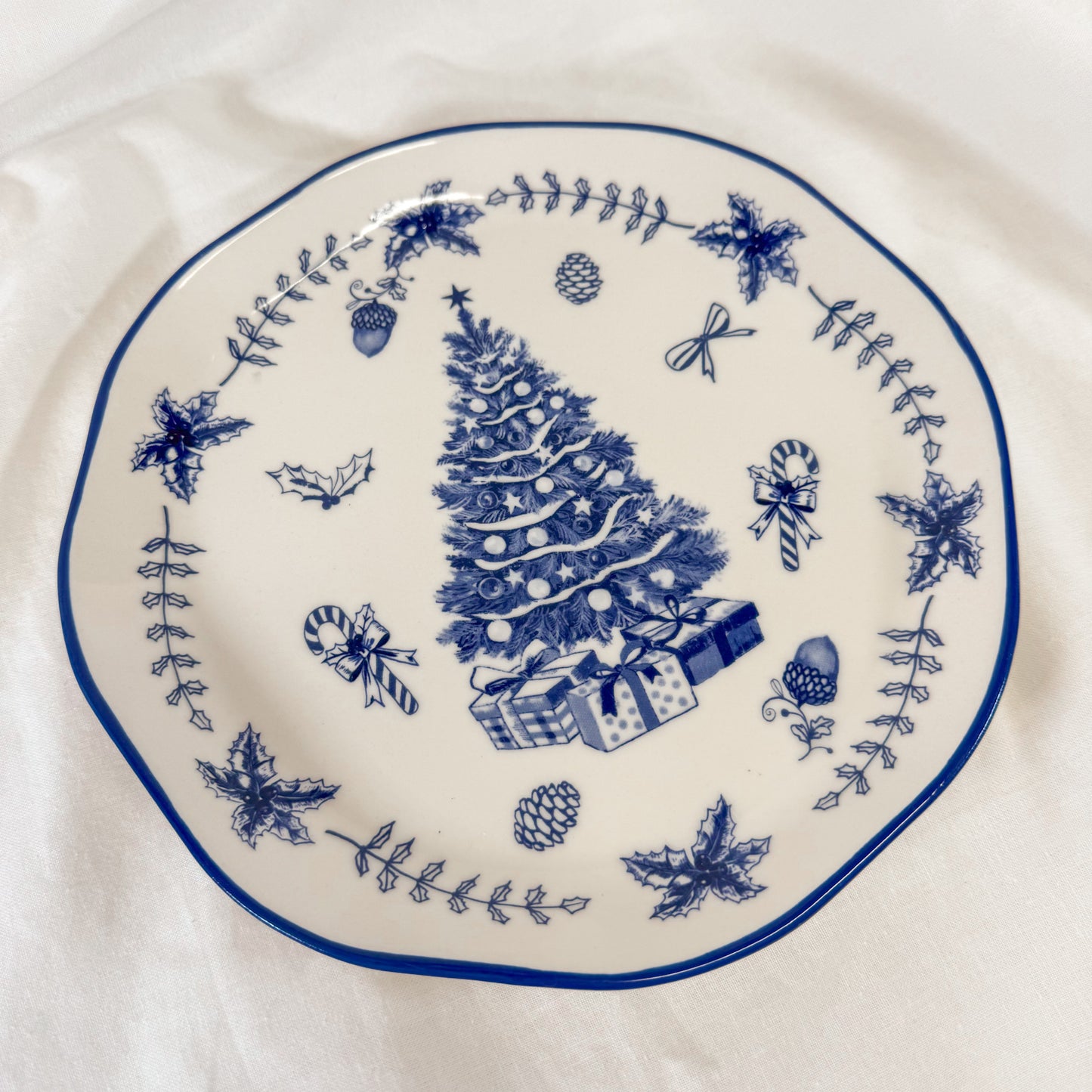 Classic Blue Christmas Plate