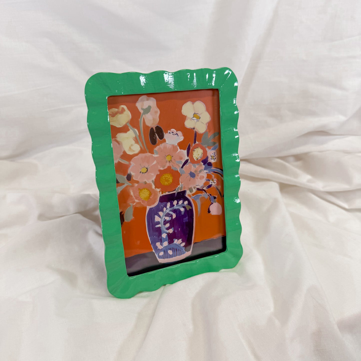 Resin Ruffle Picture Frame