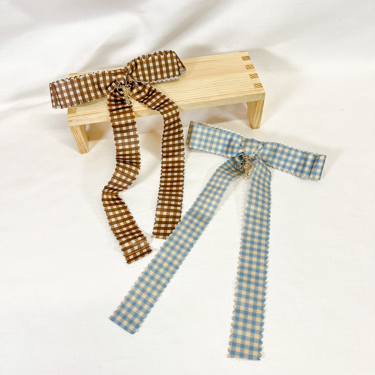 Plaid Scalloped Hair Bow