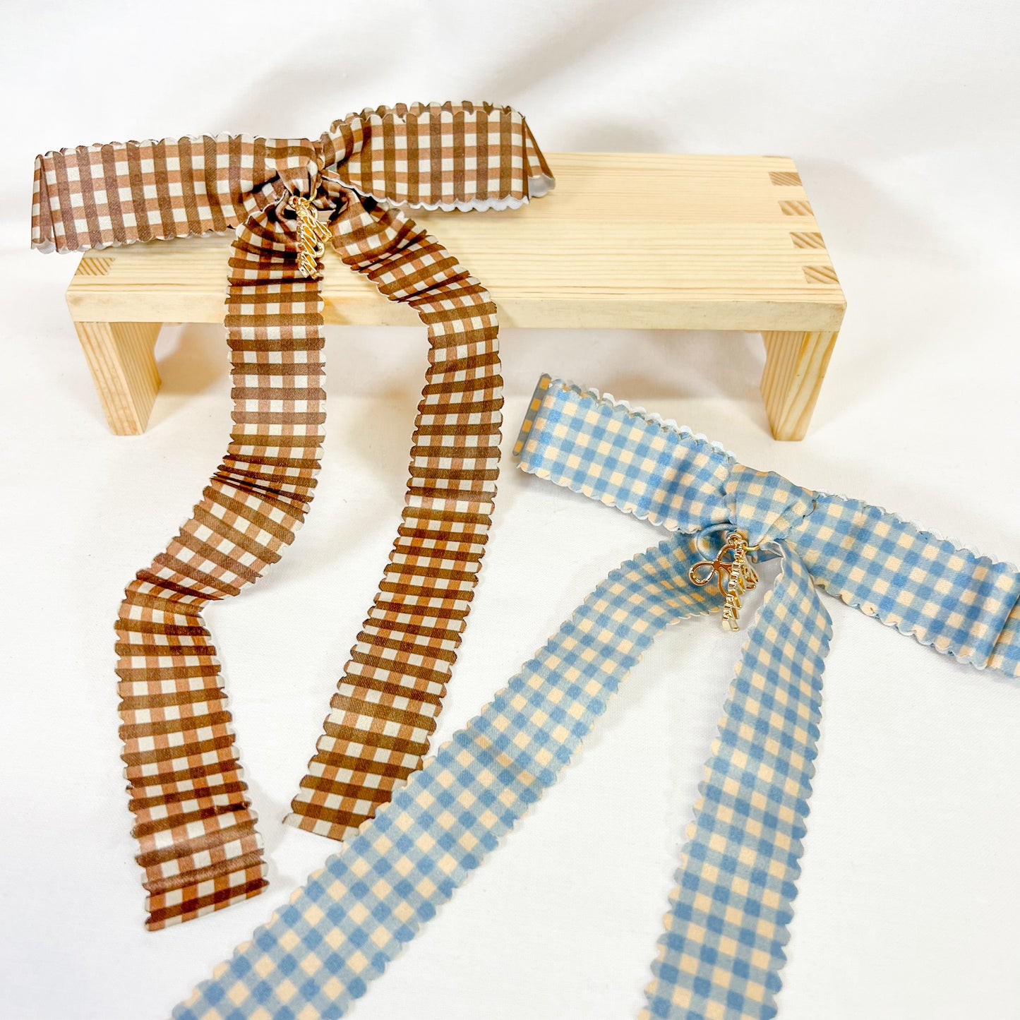 Plaid Scalloped Hair Bow