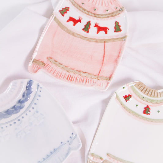 Sweater Dish