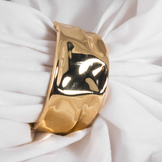 Gold Sculpted Bangle Bracelet