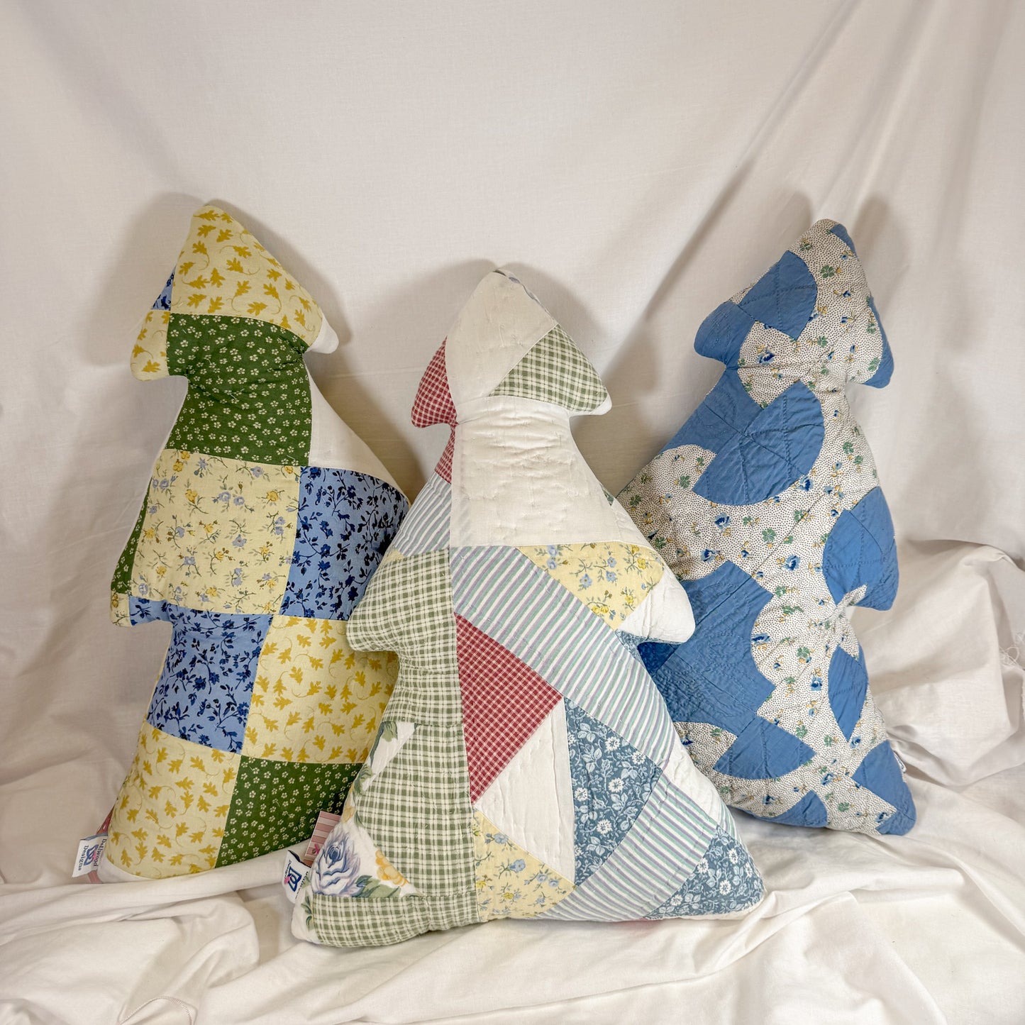 Quilted Christmas Tree Pillow