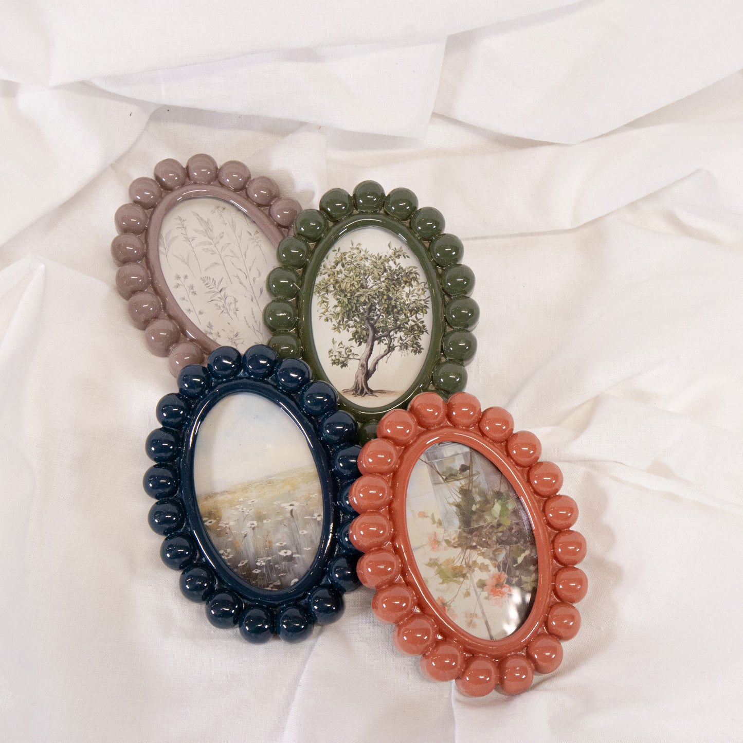 Bobbin Photo Frame Magnet