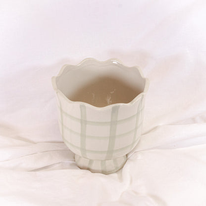 Green Check Scalloped Pot