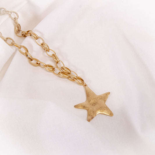 Hammered Star Chain Necklace