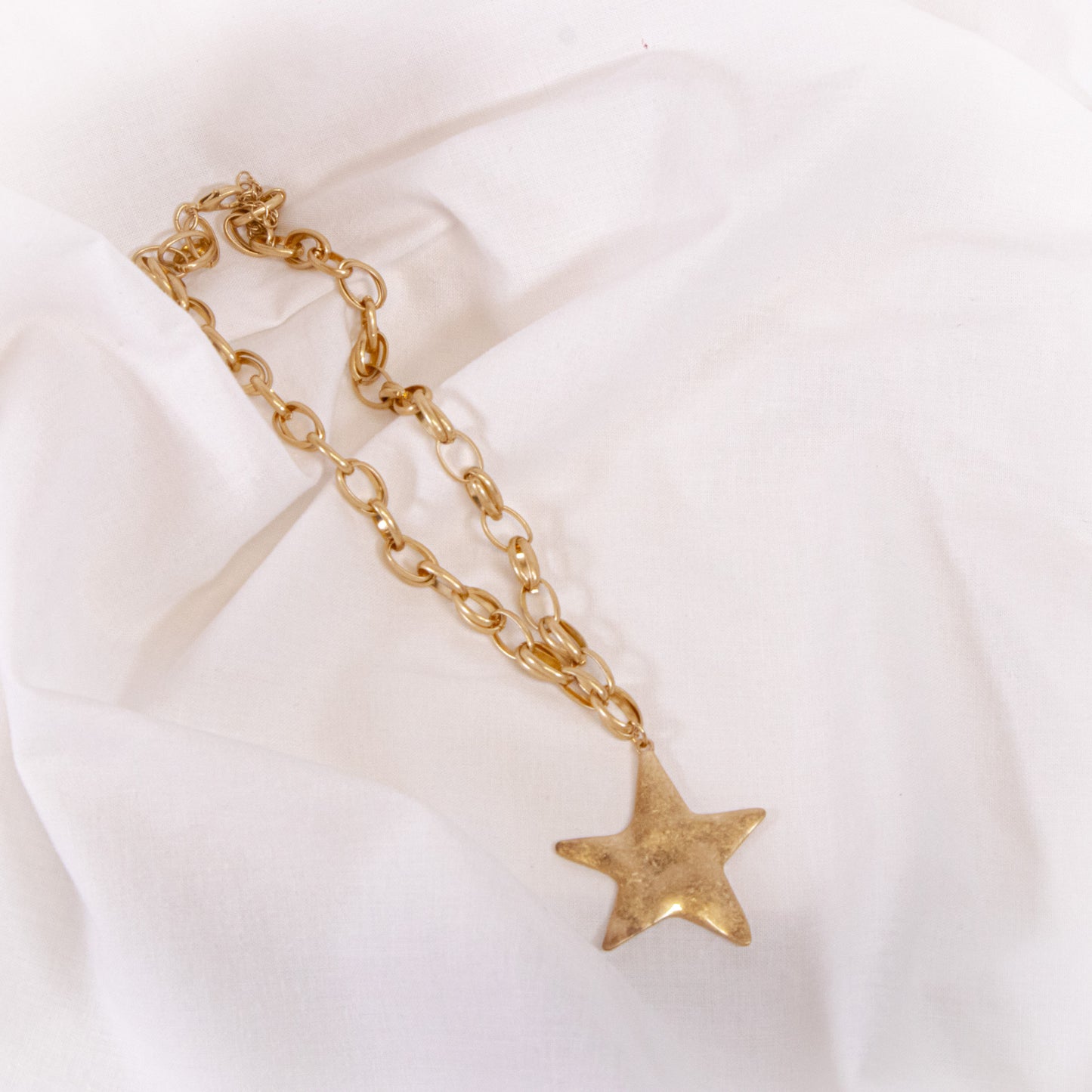 Hammered Star Chain Necklace