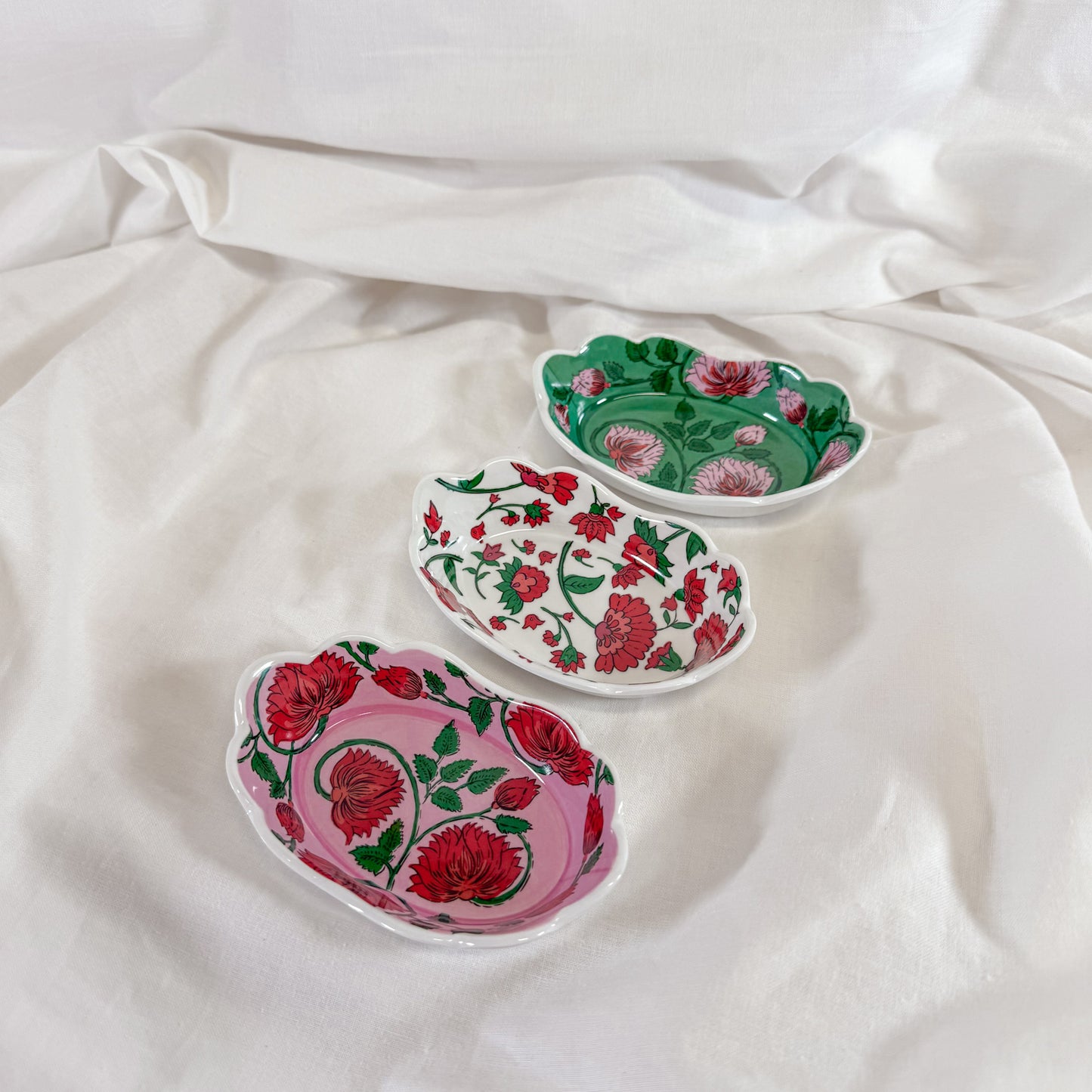Winter Floral Melamine Dish