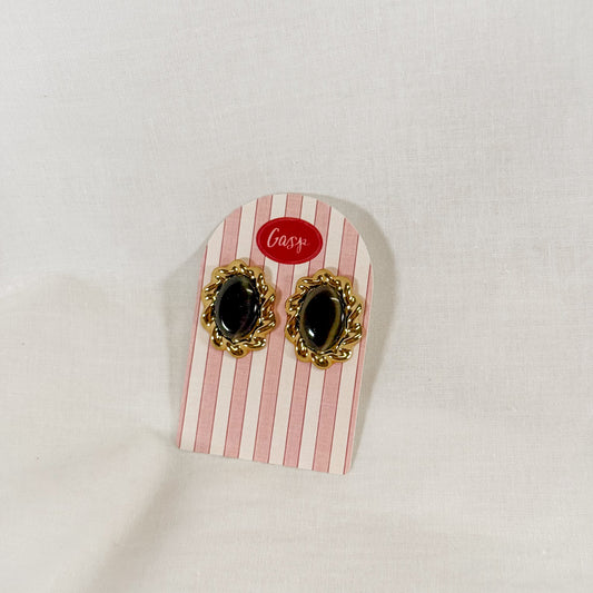 Ruffle Edge Black Stone Earrings