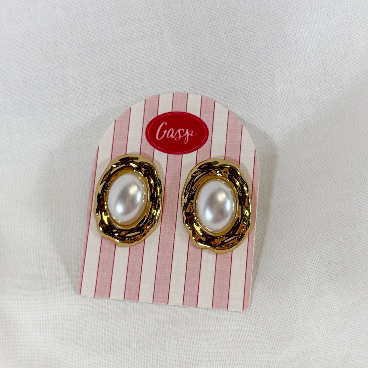 Textured Pearl Oval Earrings
