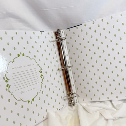 Kitchen Shelves Recipe Binder