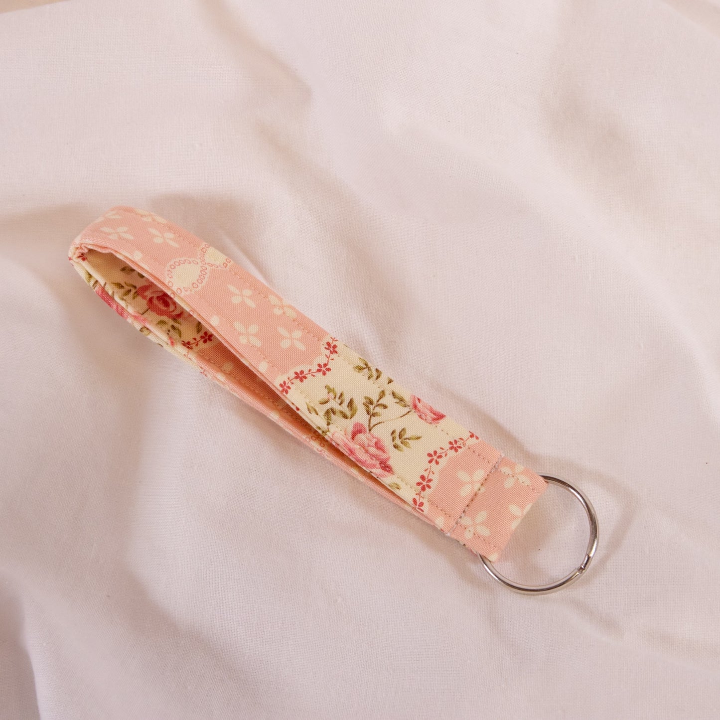 Vintage Floral Wristlet Keychain