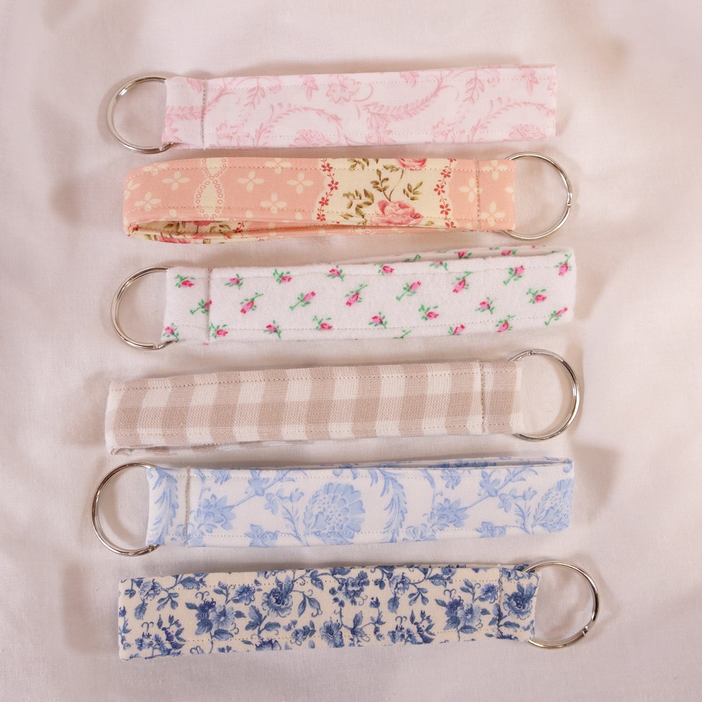 Vintage Floral Wristlet Keychain