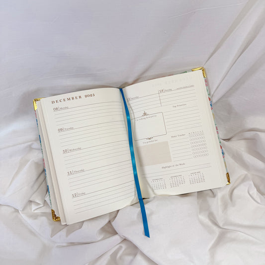Birds & Bows Weekly Planner 2025/2026
