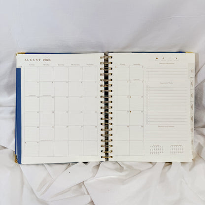 Blue Vase Spiral Weekly Planner 2025/2026