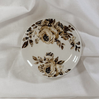 Ceramic Vintage Floral Magnet