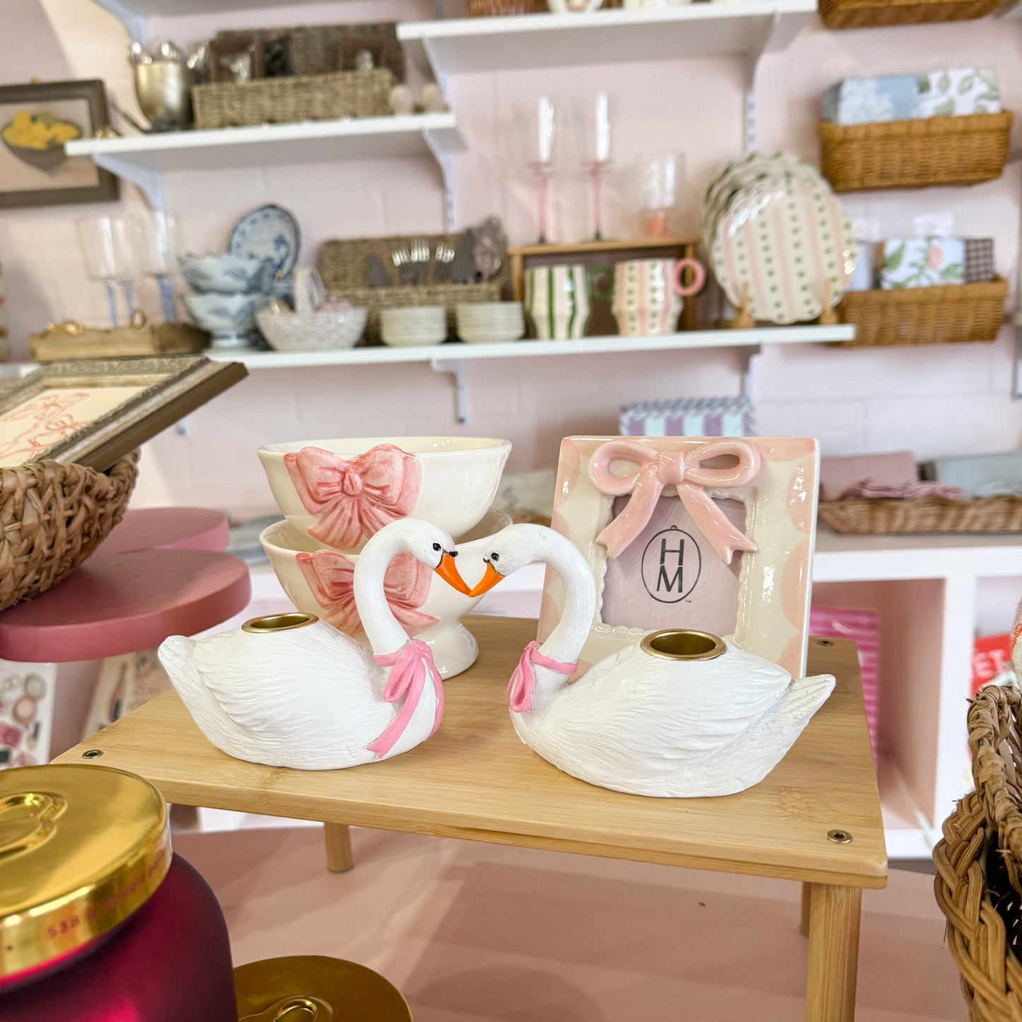 Bow Swan Candle Holder