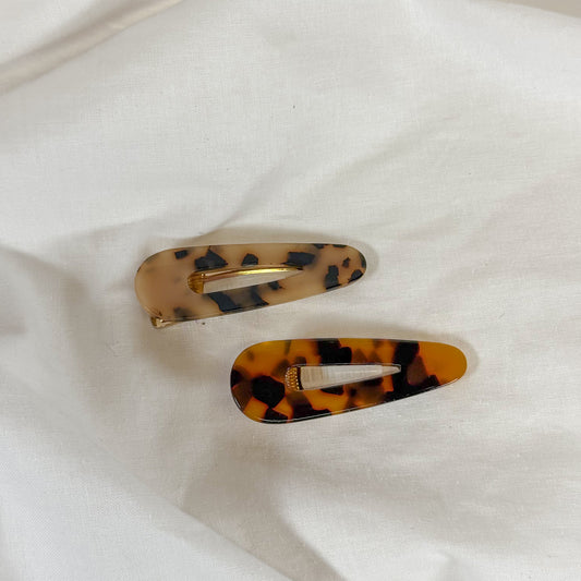 Oversized Tortoise Shell Hair Clip