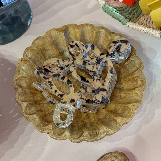 Tortoise Bow Claw Hair Clip