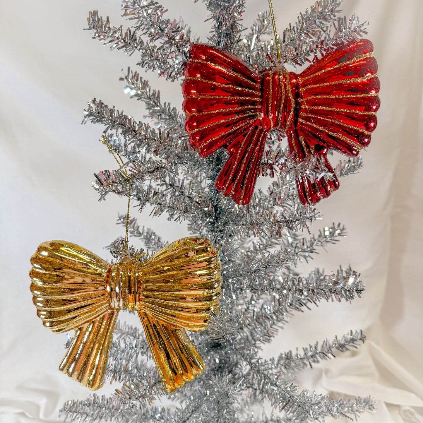 Metallic Bow Ornament