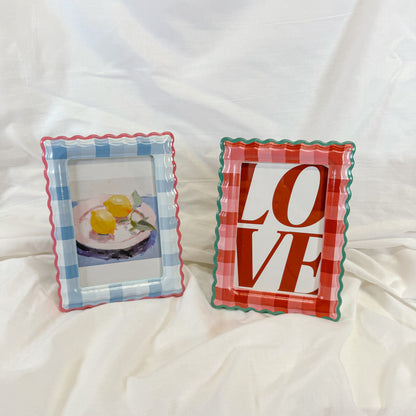 Plaid Scalloped Picture Frame