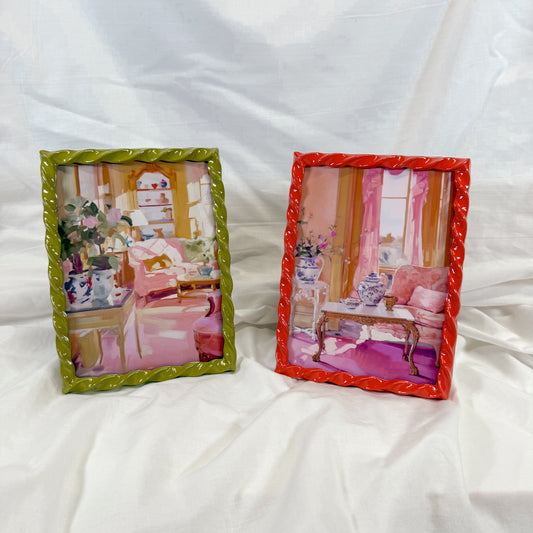 Resin Twist Picture Frame