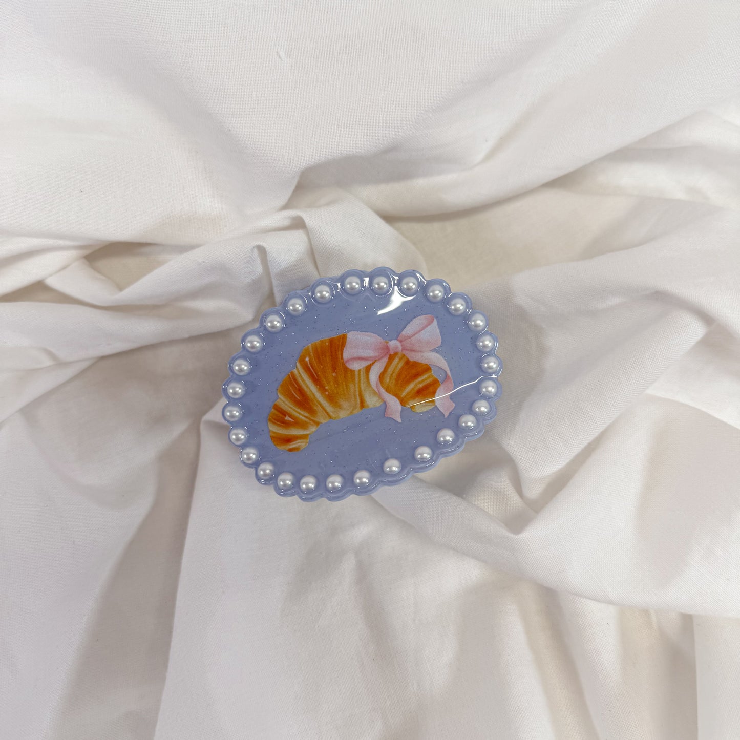 Croissant Framed Claw Hair Clip