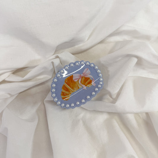 Croissant Framed Claw Hair Clip