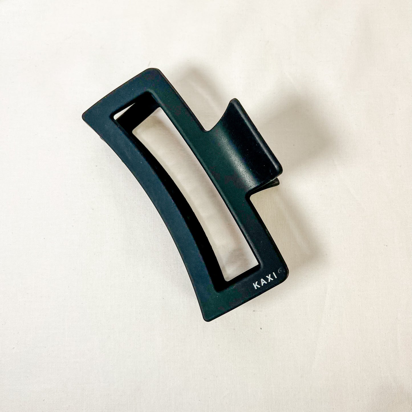 Jumbo Classic Claw Hair Clip