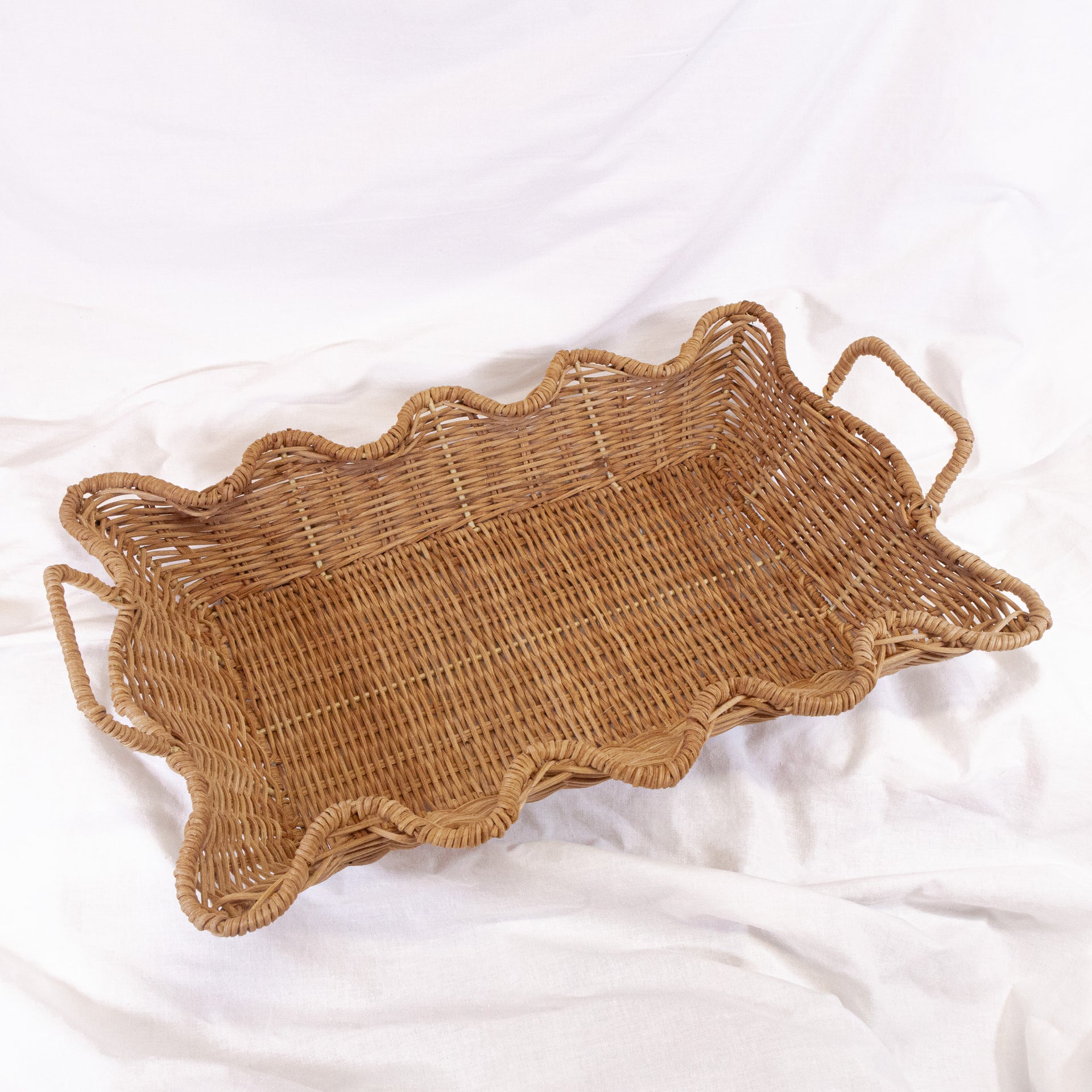 Woven Wavy Edge Tray - Small