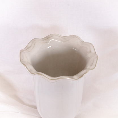 Classic Wavy Edge Vase