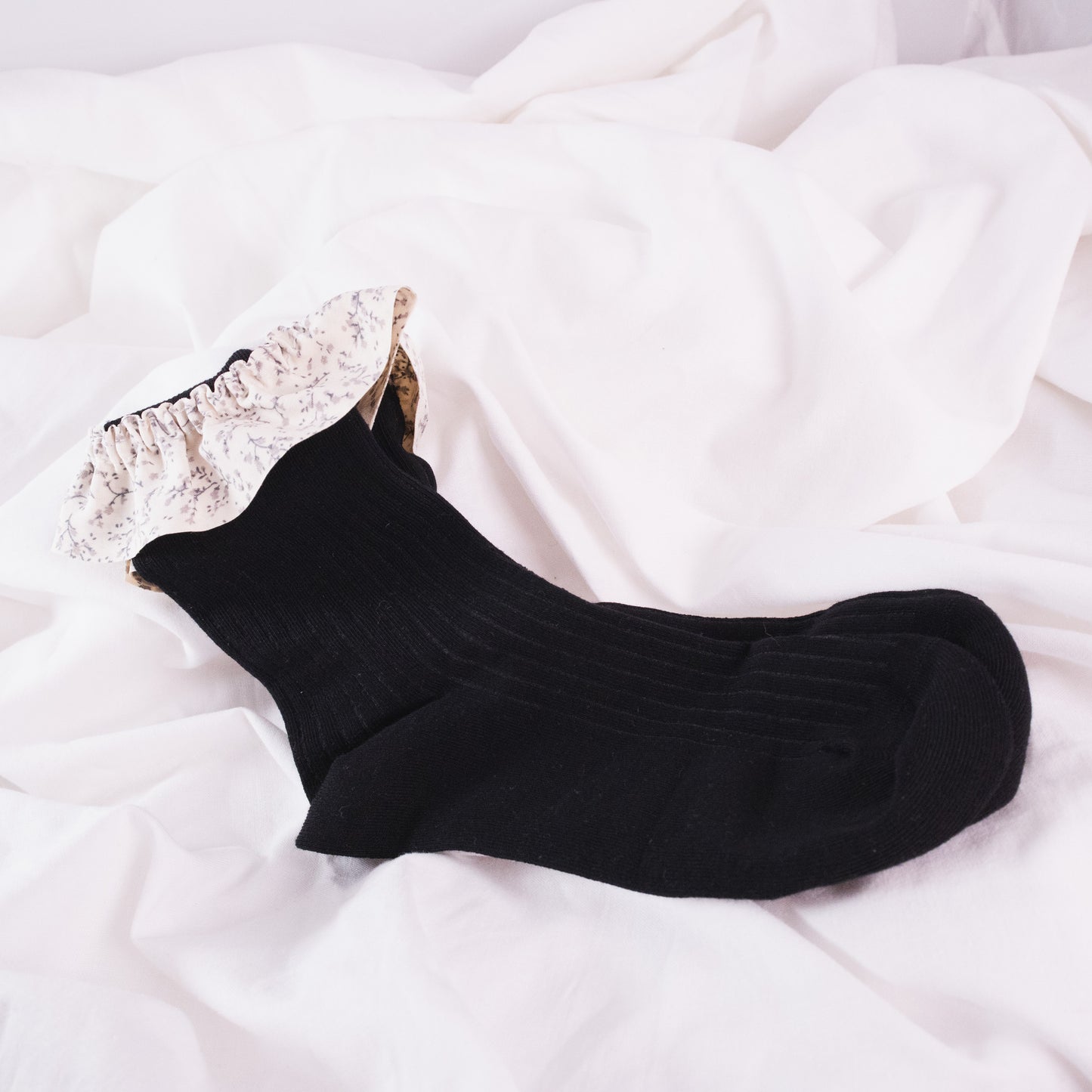 Floral Ruffle Socks