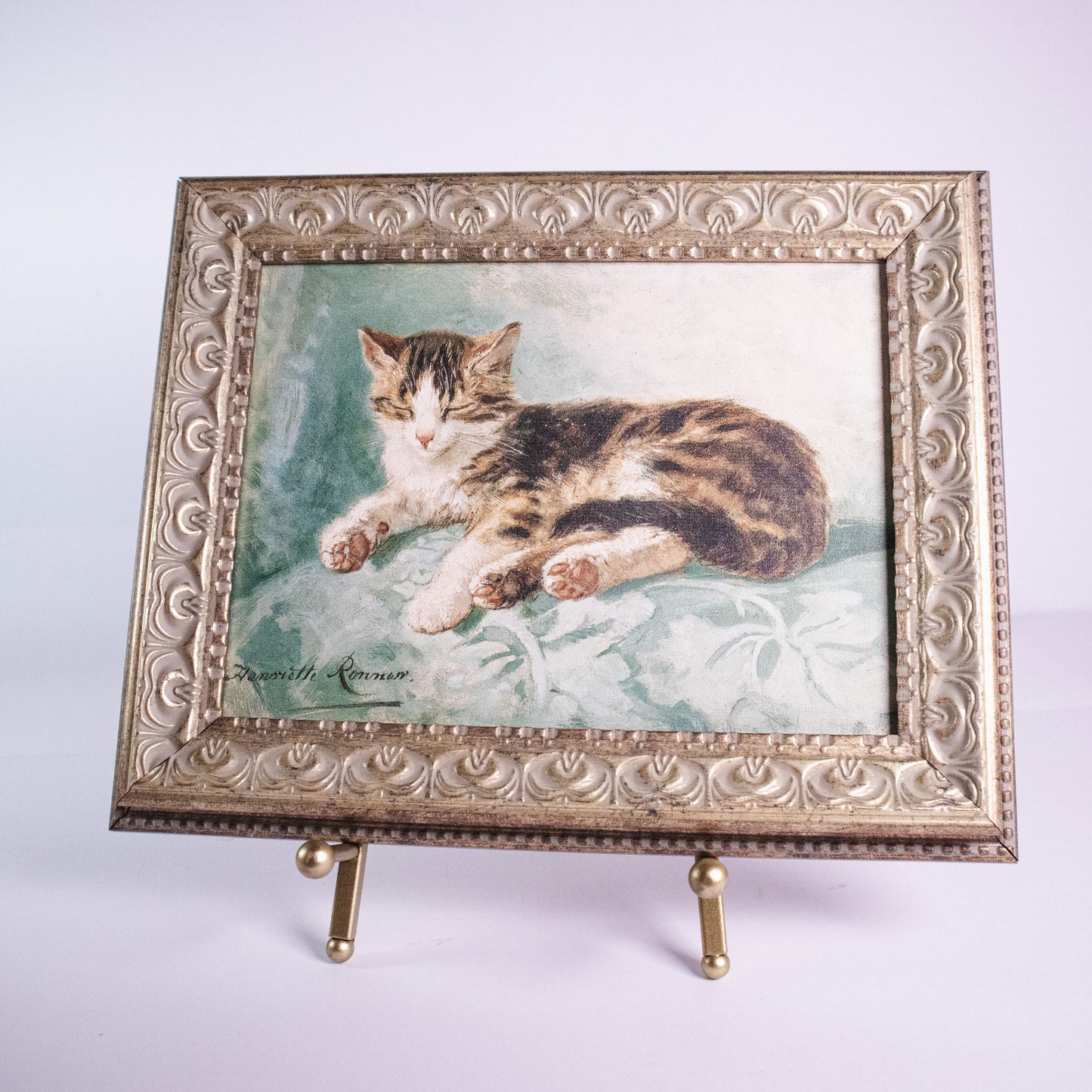 Classic Gold Easel