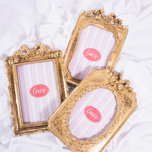 Ornate Gold Bow Photo Frame