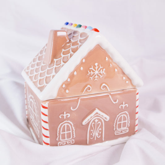 Gingerbread House Candle