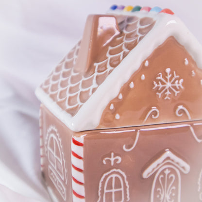 Gingerbread House Candle