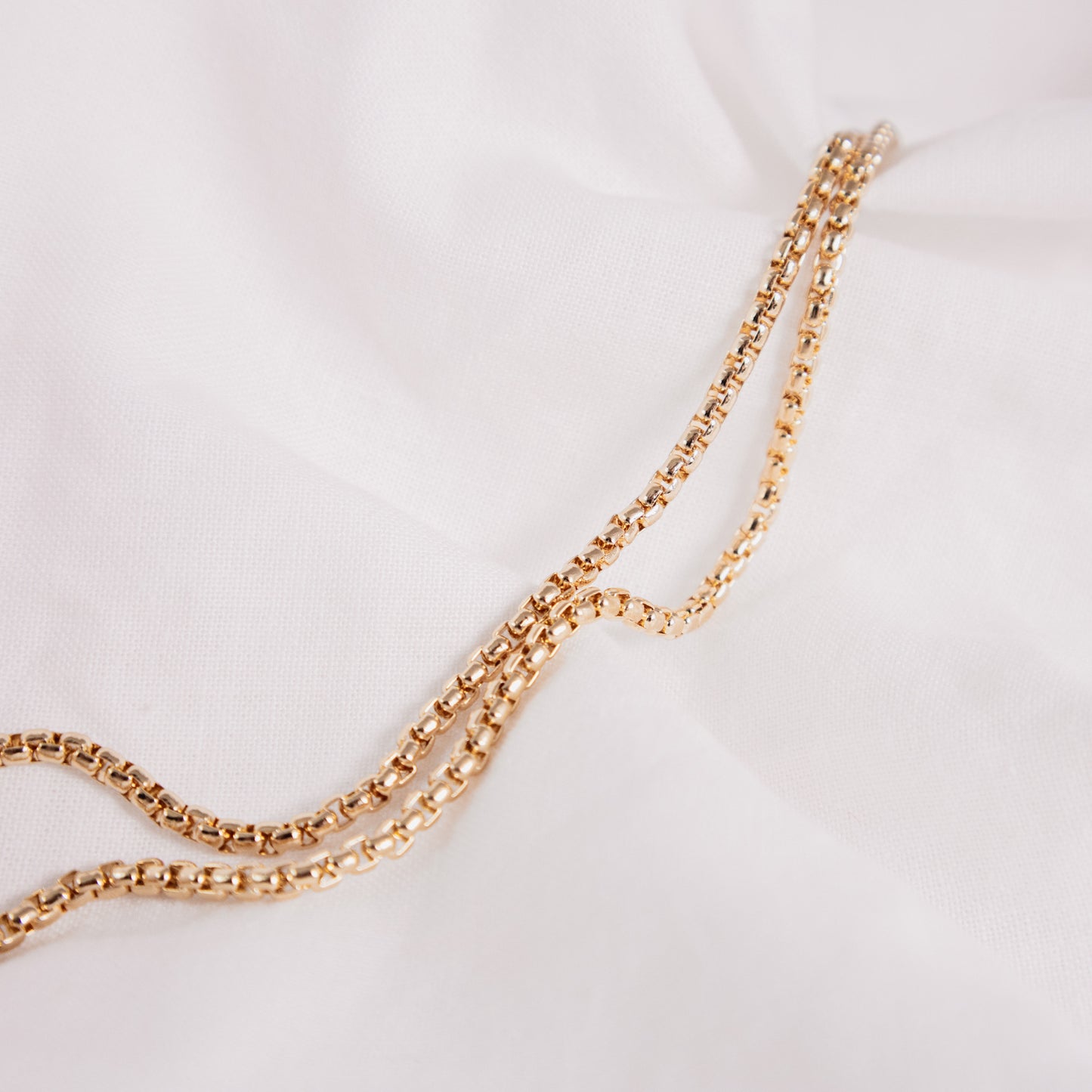 Oval Pearl Pennant Necklace