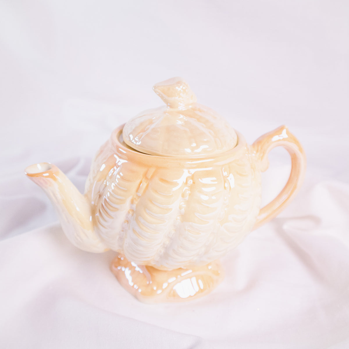 Shell-Inspired Teapot